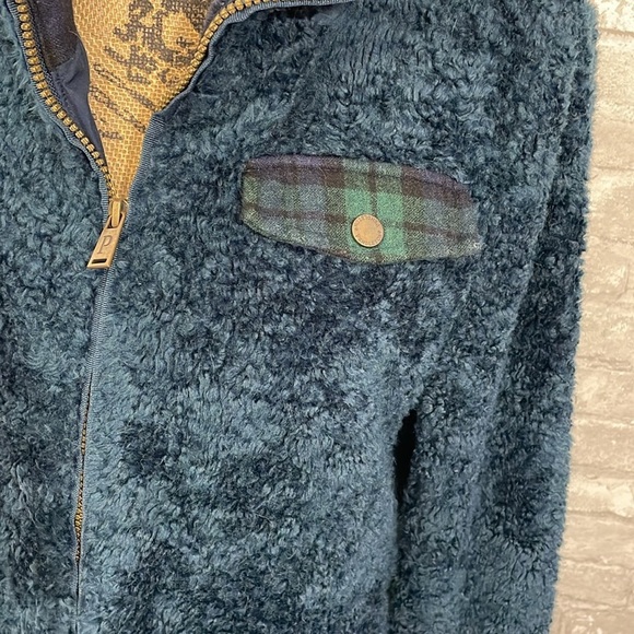 Pendleton Fuzzy Zip Jacket - Picture 2 of 8